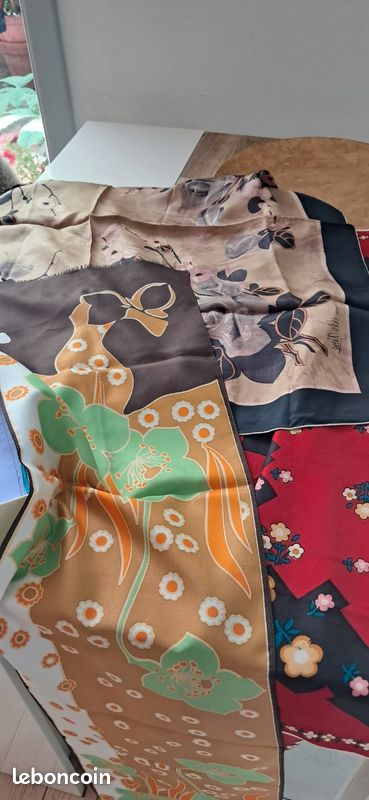 10 foulards femme (image 1)