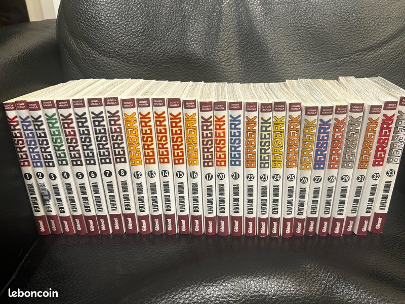 Berserk – Lot de 27 tomes. Tome 1 à 33 (image 1)
