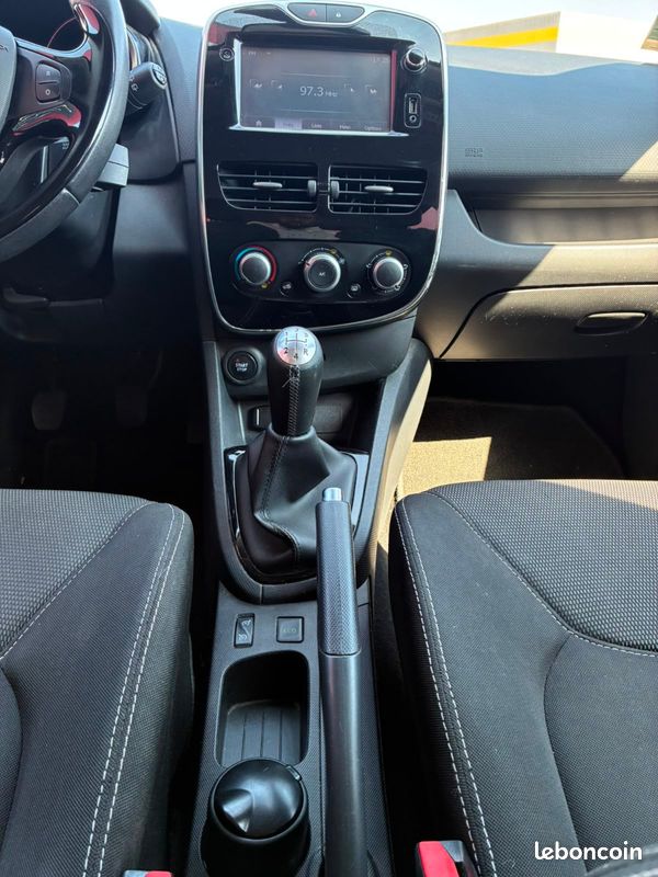 Renault CLIO IV Business 1.5 dCi eco2 75 cv - GARANTIE 12 MOIS (image 25)