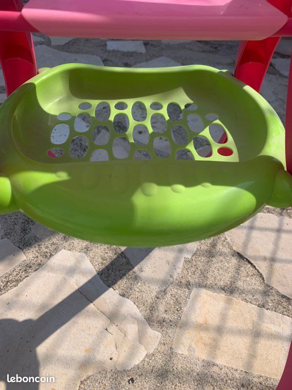 Chaise haute enfant minnie (image 3)