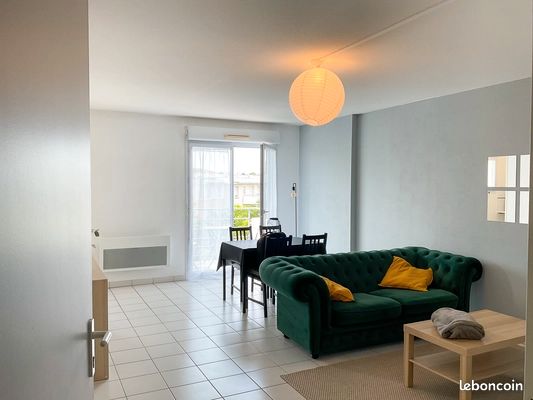 Appartement 2 pièces 48 m² · à Poitiers · 48 m² · 450 €