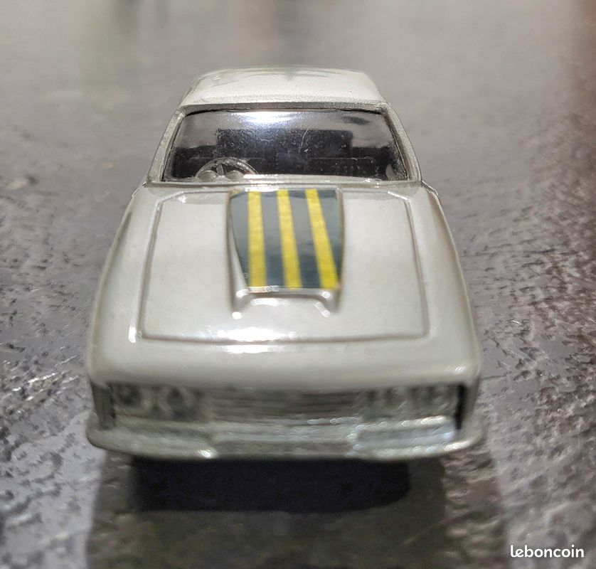 Voiture Miniature Politoys Export Jensen Coupé Vignale - Modèle Vintage N°573 Avec Décorations