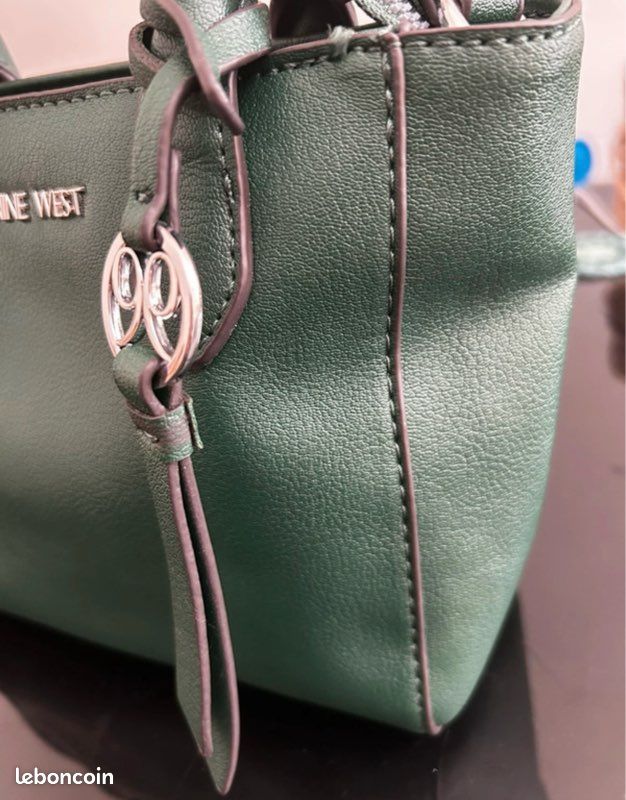 sac à man Nne West #handbag #neon #9W | Handbags, Daper bag, Top sac à man Nne West #handbag #neon #9W | Handbags, Daper bag, Top