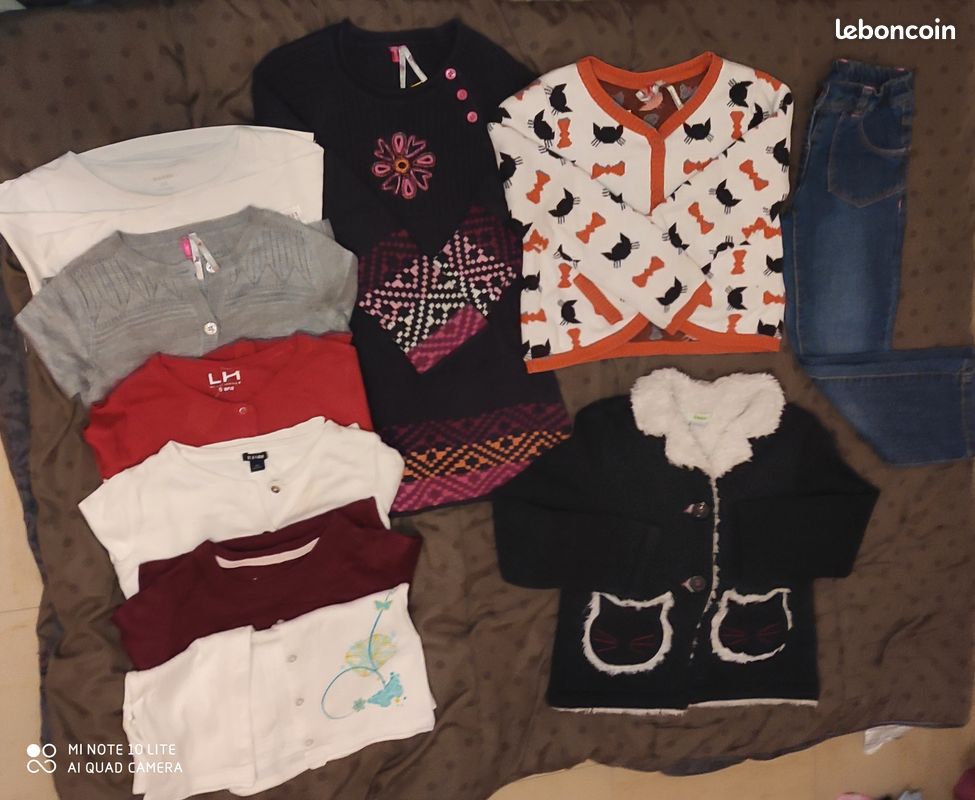 Lot vêtements fille taille 5 ans (image 1)
