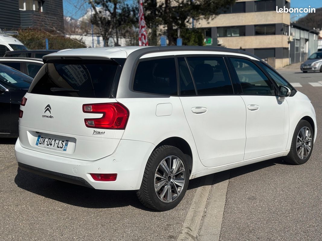 Citroën Grand C4 Picasso 1.6 THP 165ch Exclusive EAT6 (image 3)