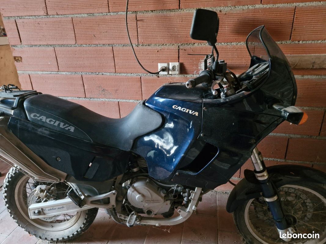 Pièce Moto D’occasion Cagiva 750 Elefant - Voir Photos Pour Détails