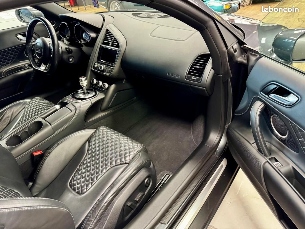 Audi R8 Coupé (2) 4.2 V8 FSI 430 S tronic 7 (image 26)