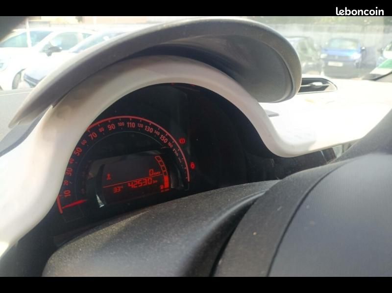 Renault Twingo 1.0 SCe 65ch Equilibre (image 27)