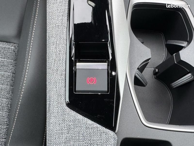 Peugeot 3008 1.2 Hybrid 145 Allure e-DCS6 / GPS + CAMERA / GARANTIE 12 MOIS (image 30)
