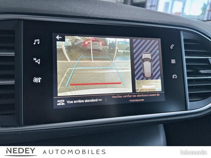 Peugeot 308 1.2 PureTech 130ch S&S Allure (image 29)
