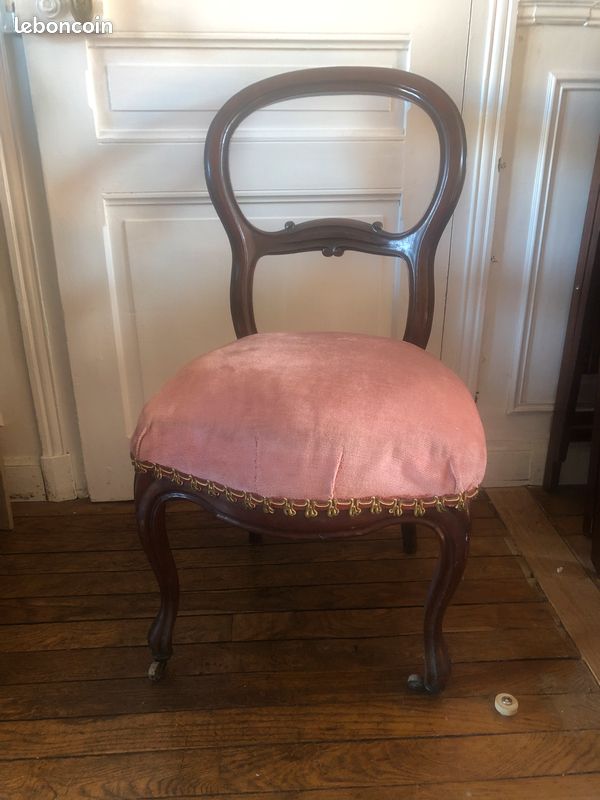 Chaise ancienne (image 1)