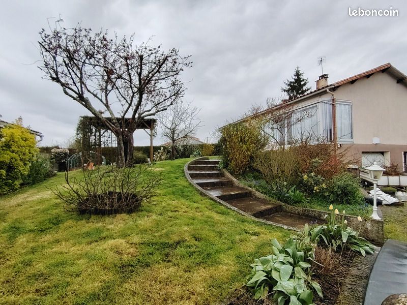 Maison 7 pièces 120 m² · au Tallud · 120 m² · 145 000 €