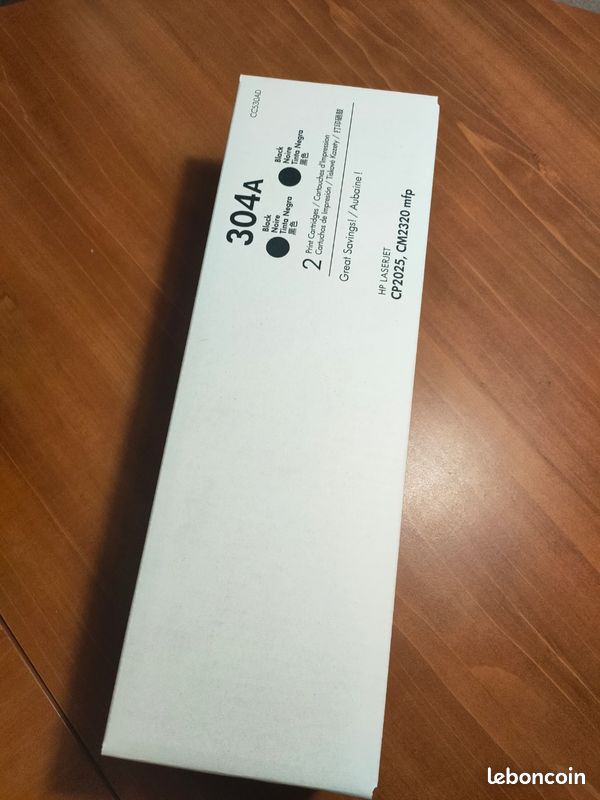 Cartouche toner HP 304A noire neuve (CC530AD) (image 1)