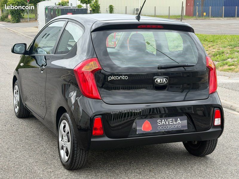 Kia Picanto 1.0 MPI 69 Style 3p (2015, 44000 Km) (image 2)