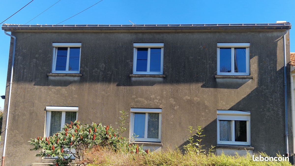 Maison 8 pièces 157 m² · à Orée d'Anjou · 157 m² · 150 000 €