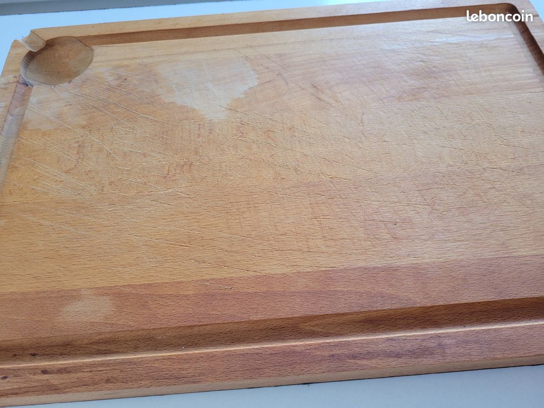 Planche à découper bois, poignée métal (image 6)
