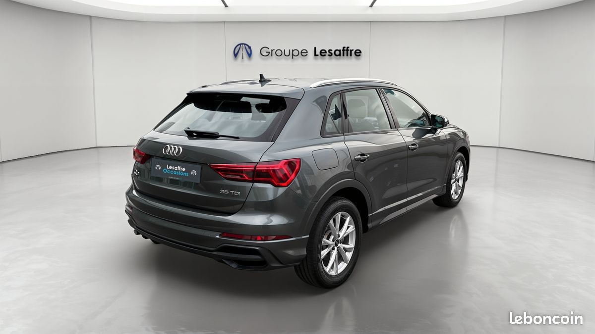 AUDI Q3 35 TDI 150 ch S tronic 7 S line (image 5)