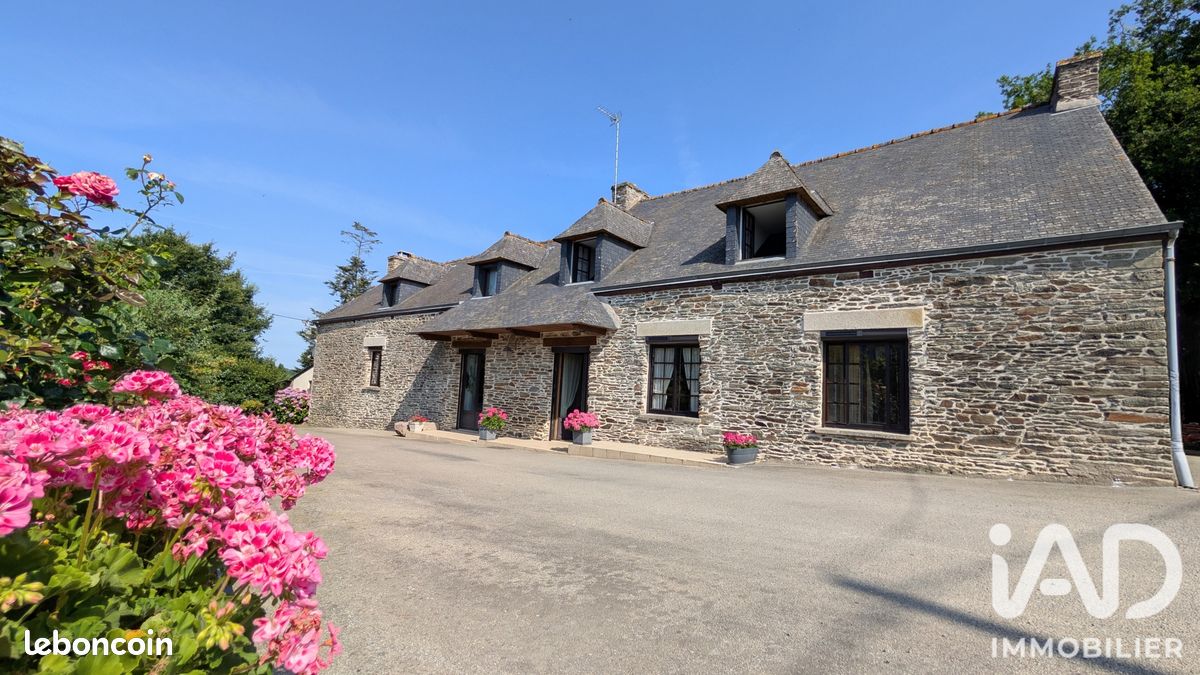 Maison 7 pièces 206 m² · à Évellys · 206 m² · 278 250 €