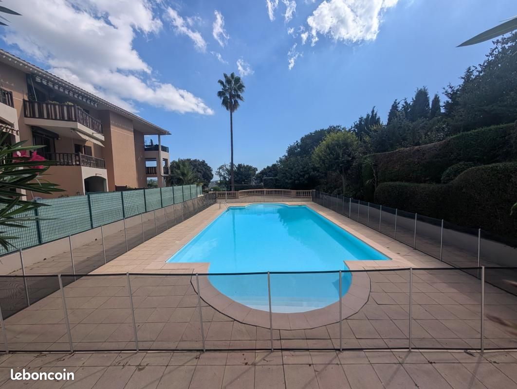 Appartement 2 pièces 27 m² · à Grasse · 27 m² · 700 €/mois