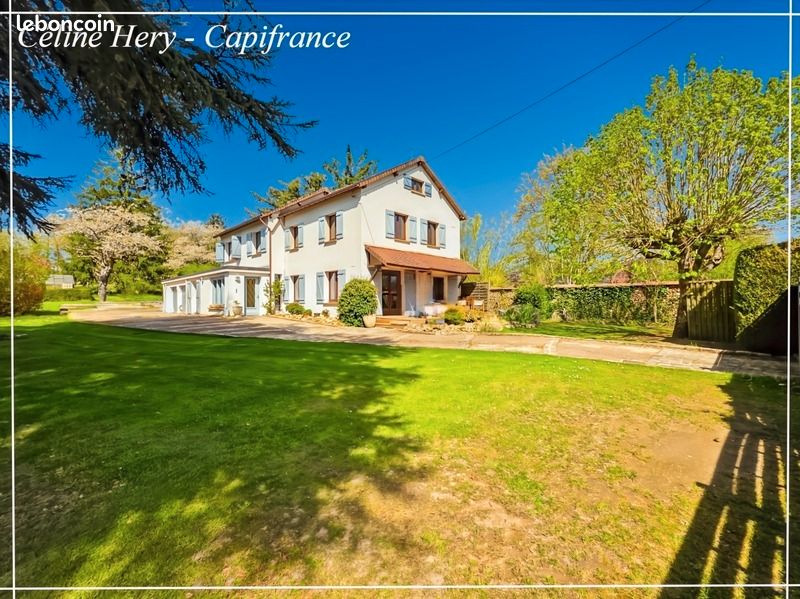 Maison 8 pièces 220 m² · à Hermeray · 220 m² · 511 000 €