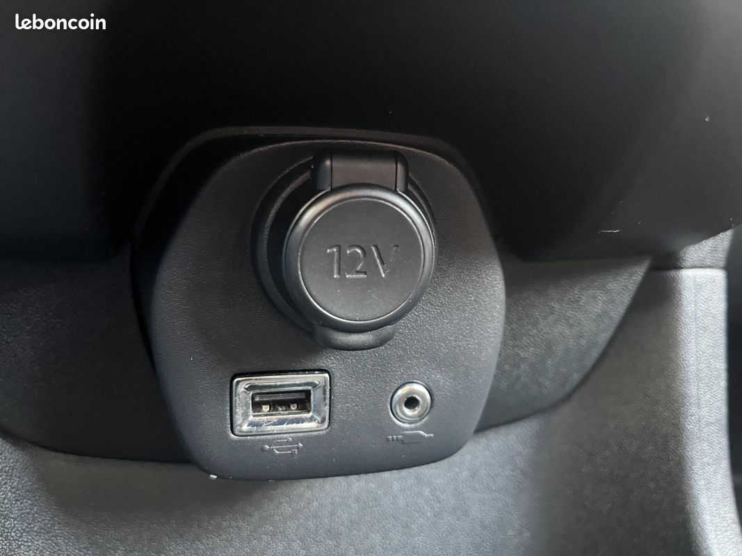 PEUGEOT 108 VTi 72ch S&S BVM5 Active (image 11)