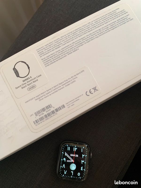 Apple Watch Serie 5 44mm (image 2)
