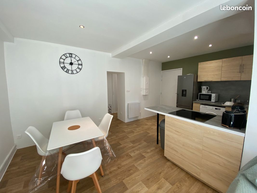 Appartement 3 pièces 50 m² · à Saint-Étienne · 50 m² · 605 €