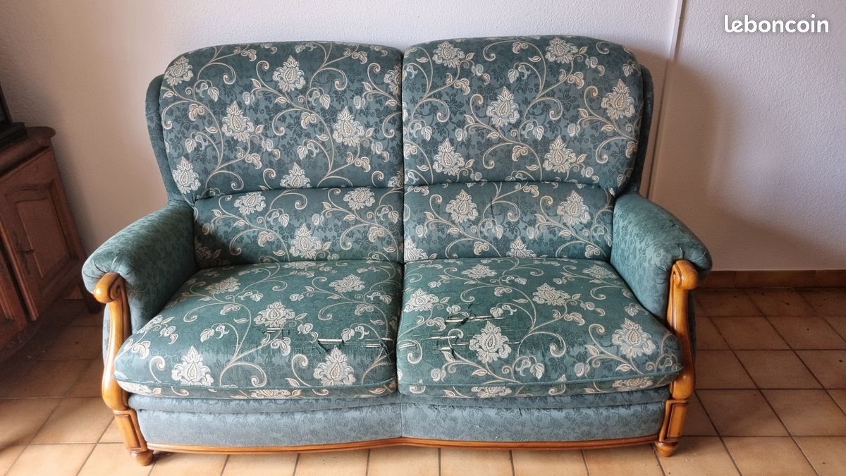 Salon bois et tissu (image 2)