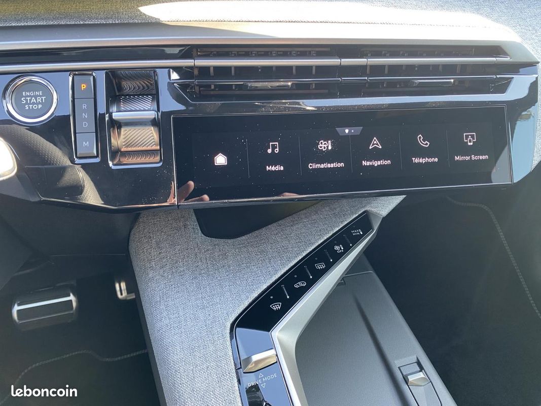 Peugeot 5008 iii 1.2 hybrid 145 gt e-dcs6 (image 37)