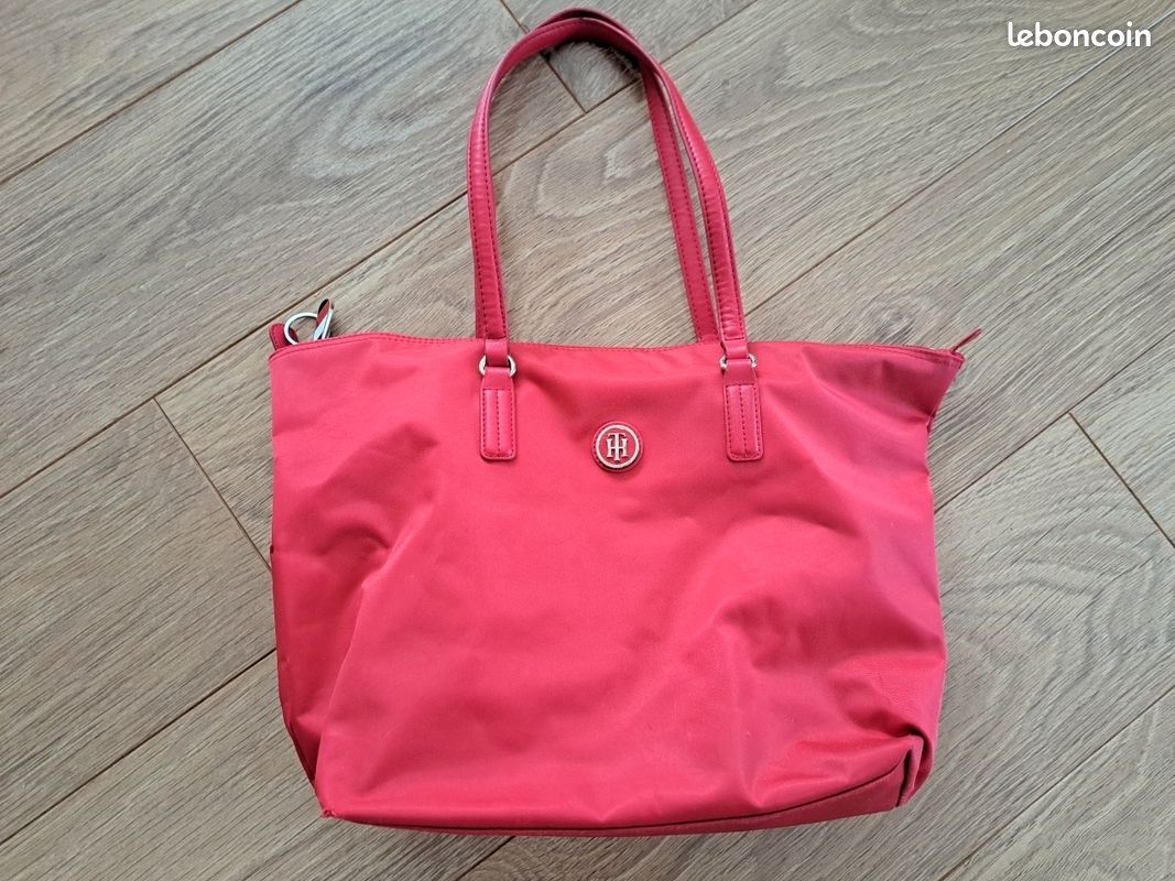 Sac Tommy Hilfiger rouge (image 1)