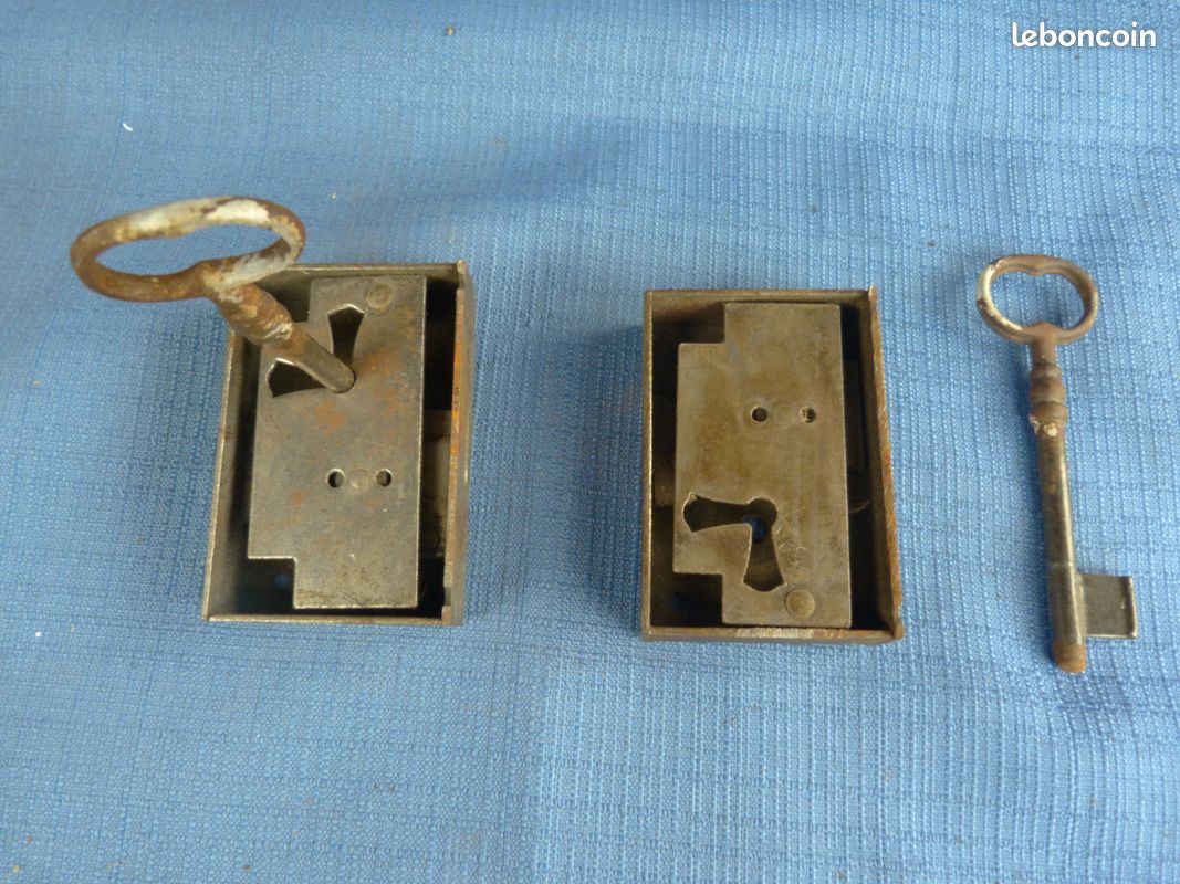 Lot de serrures a applique pour meuble (image 3)