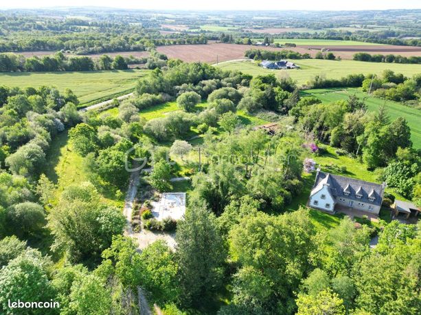 Propriété 8 pièces 236 m²