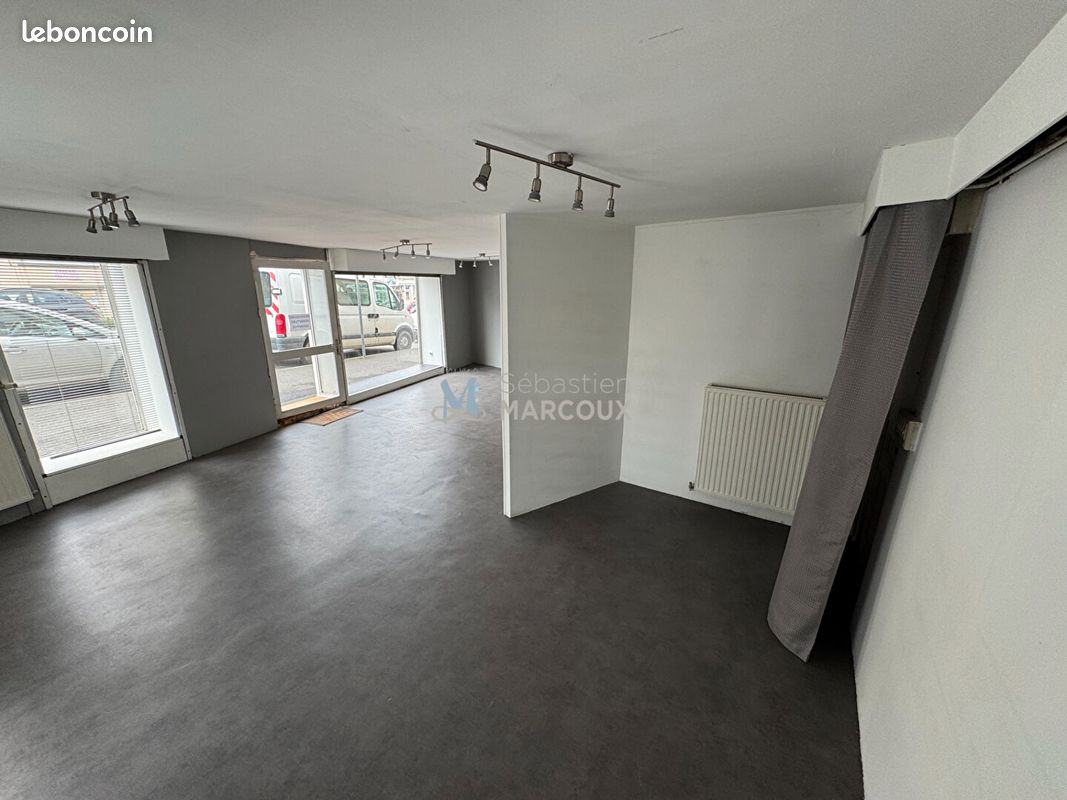 Local commercial MONTBRISON (image 5)