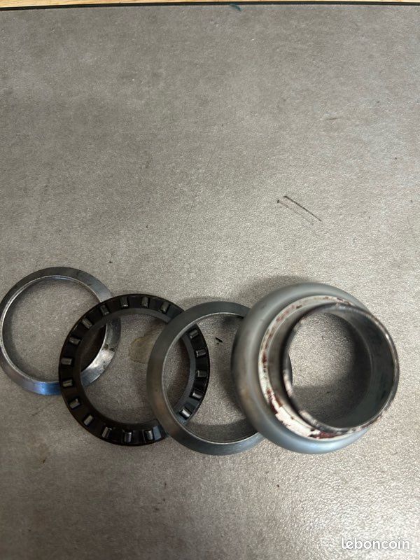 Jeu de direction stronglight (image 4)