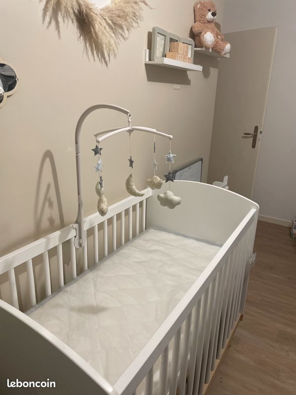 Lit bébé (image 2)