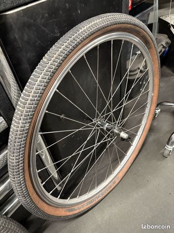 1 jante avant Mavic 238 , 26 pouces pour anciens VTT