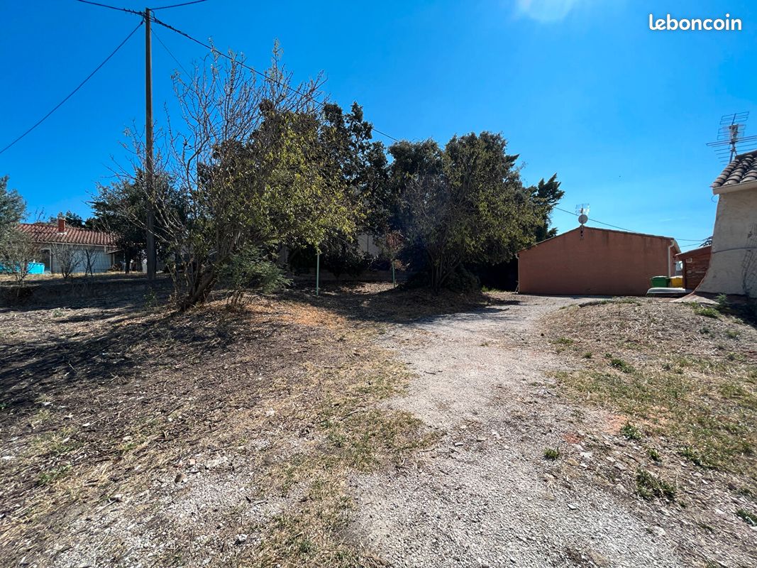 Terrain 306 m² · à Caumont-sur-Durance · 306 m² · 126 000 €