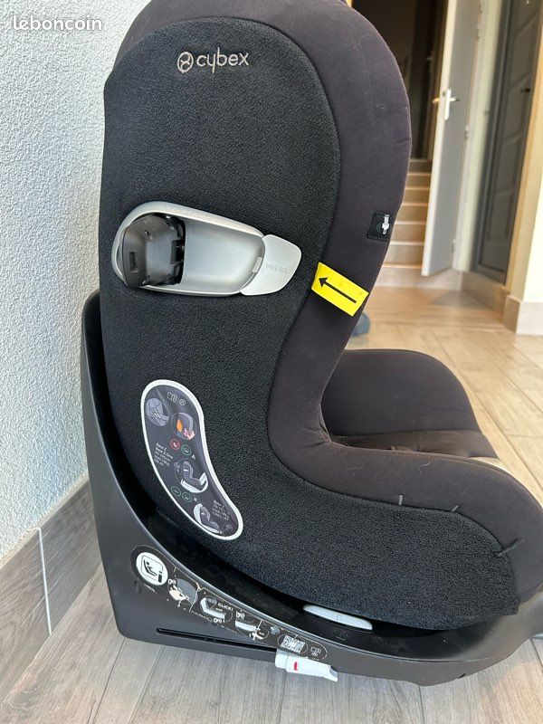 Siège auto i-Size Cybex Sirona Z et base pivotante Z (image 3)