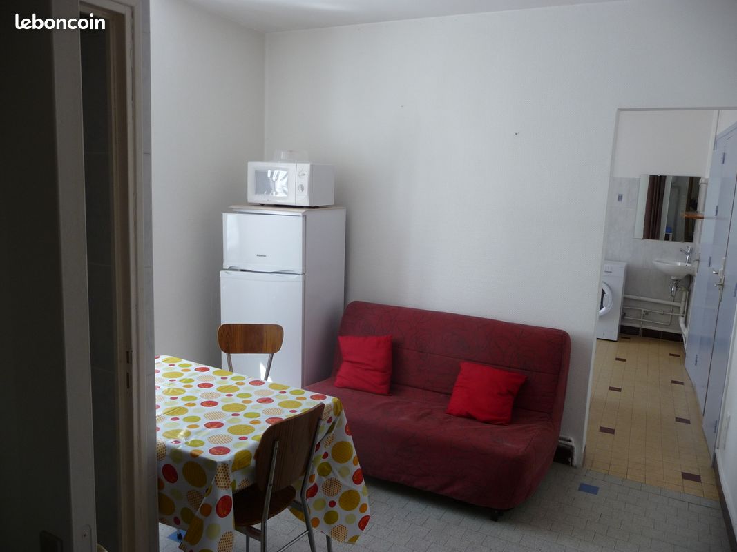 Appartement 2 pièces 28 m² · à Privas · 28 m² · 350 €