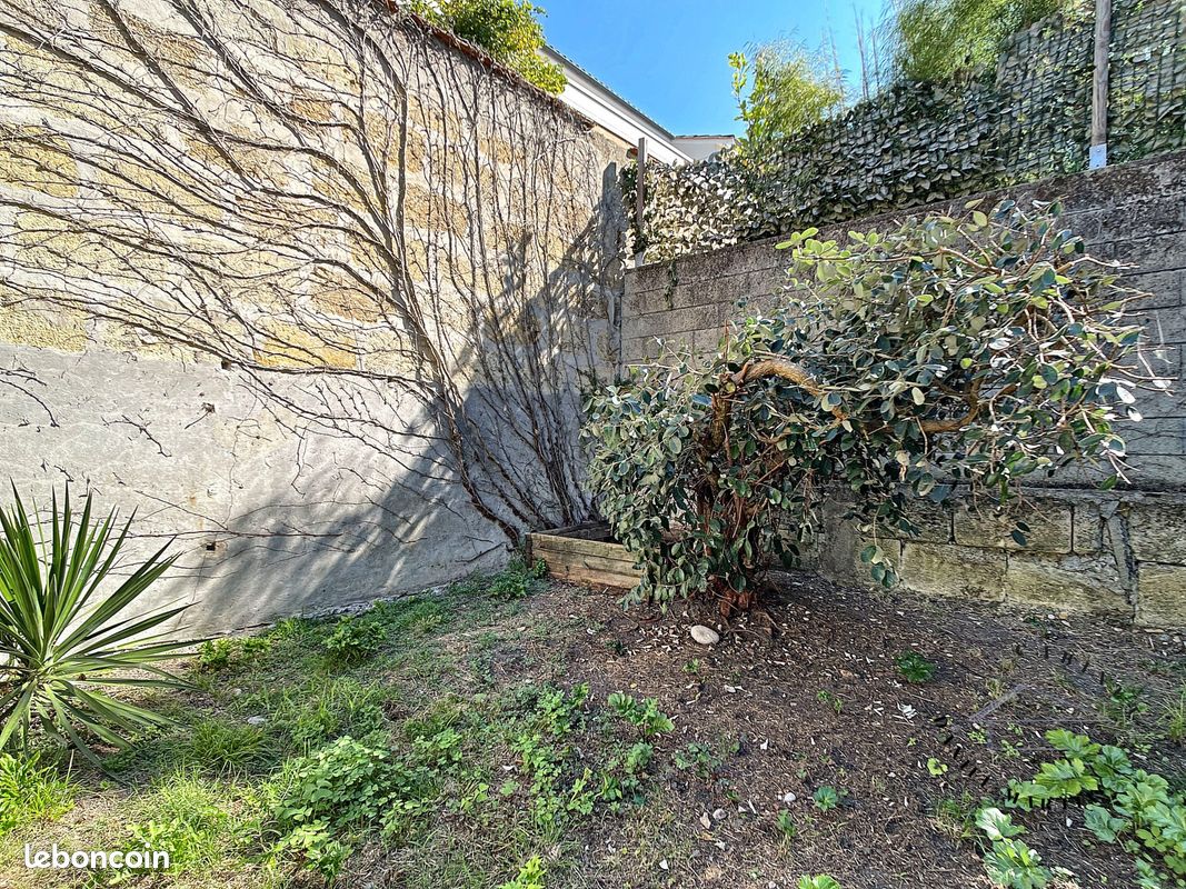Appartement 3 pièces 92 m² · à Bordeaux · 92 m² · 370 975 €