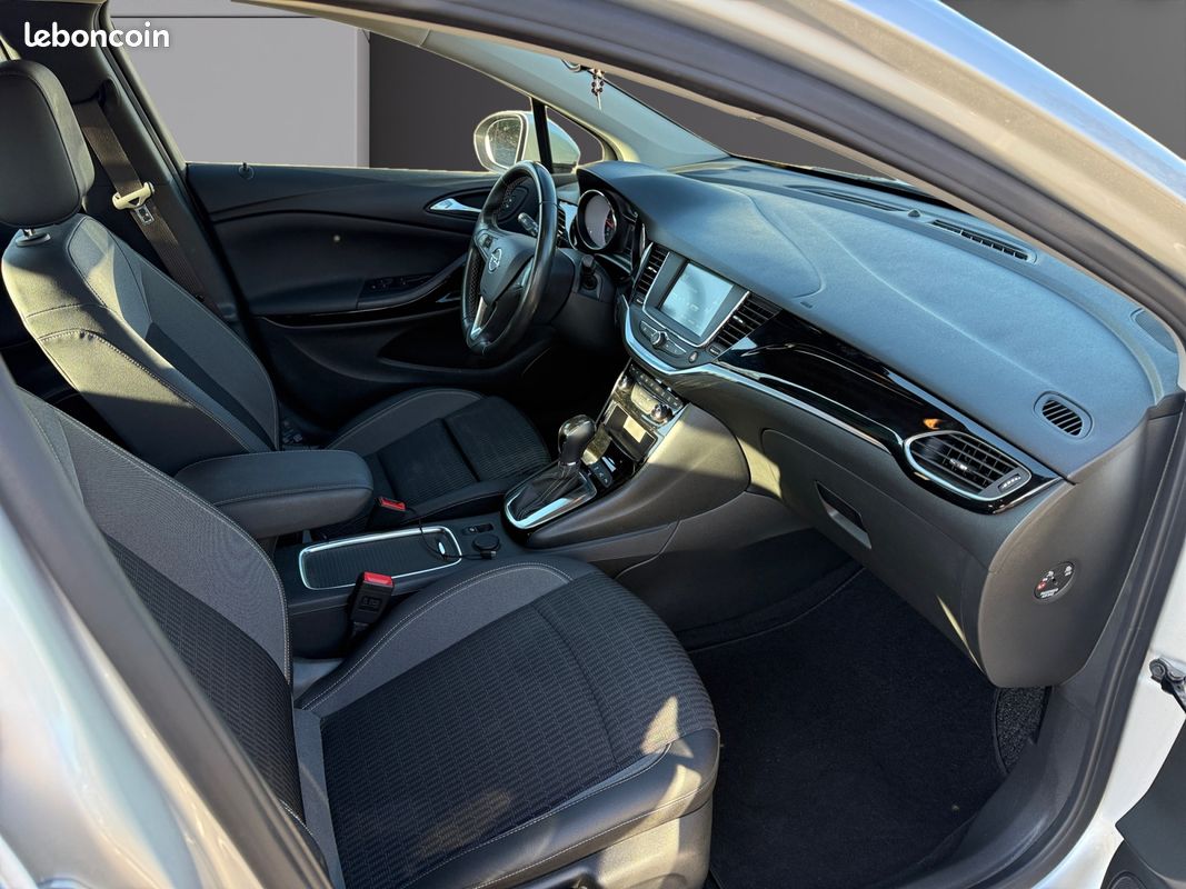 OPEL ASTRA 1.4i Turbo 145 CVT Ultimate / Caméra / CarPlay / Entretien Opel (image 10)