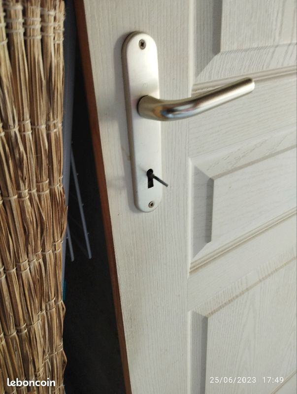 Porte d'intérieur à 3 pivots (image 2)