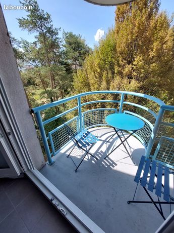 Studio meublé 23,5 m2 Grenoble — 2