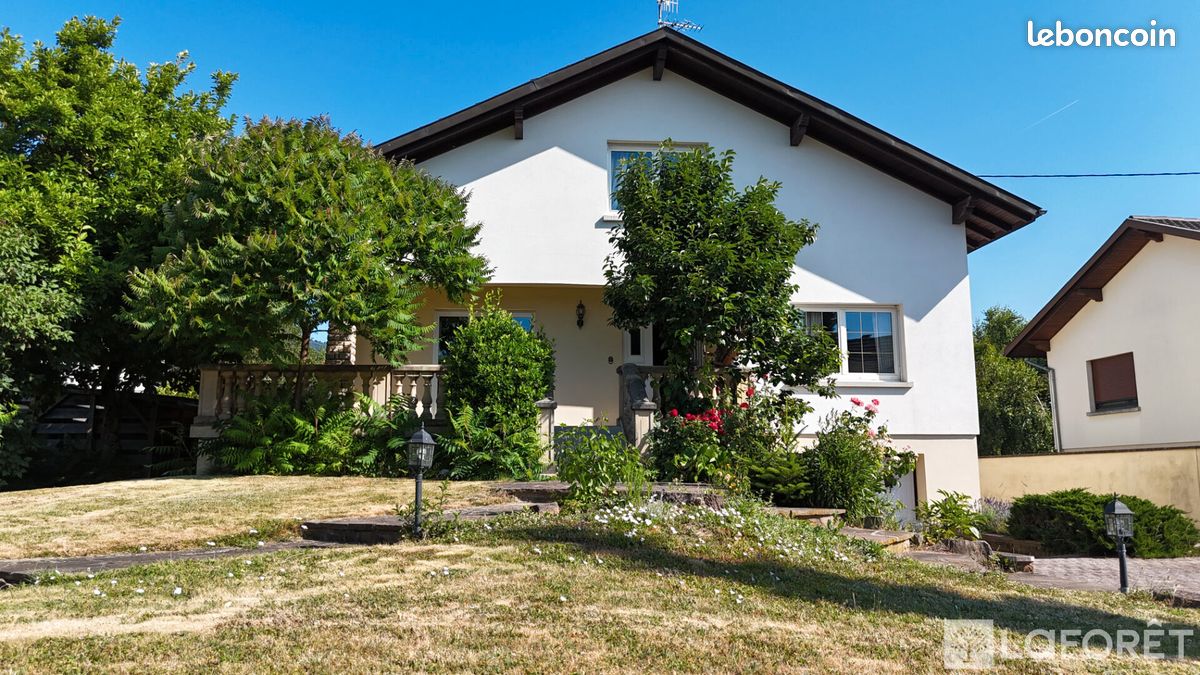 Maison 8 pièces 203 m² · à Cernay · 203 m² · 497 300 €
