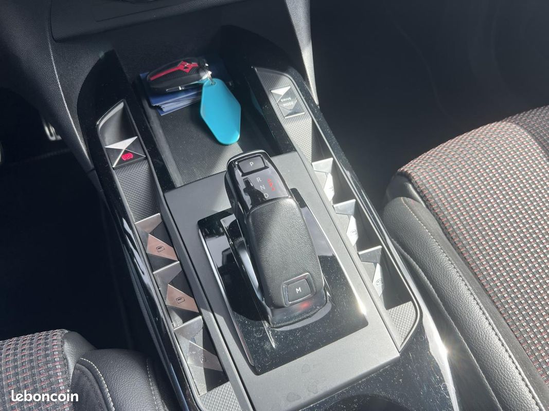 DS DS 3 CROSSBACK Performance Line EAT8 1.2 PureTech 130 - Distribution neuve (image 20)