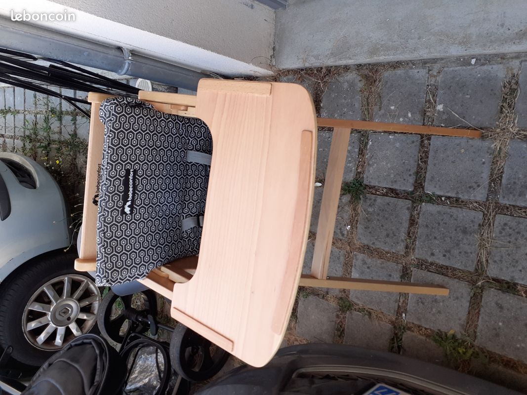 Chaise haute (image 1)