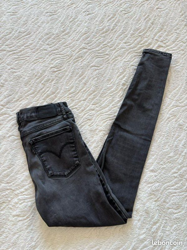 Jean Levi's 710 super skinny femme gris anthracite noir taille