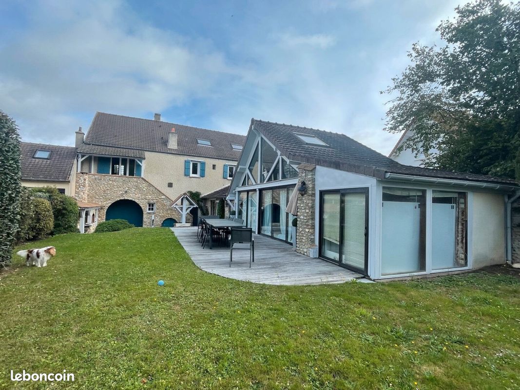 Maison 8 pièces 280 m² · à La Queue-les-Yvelines · 280 m² · 794 000 €