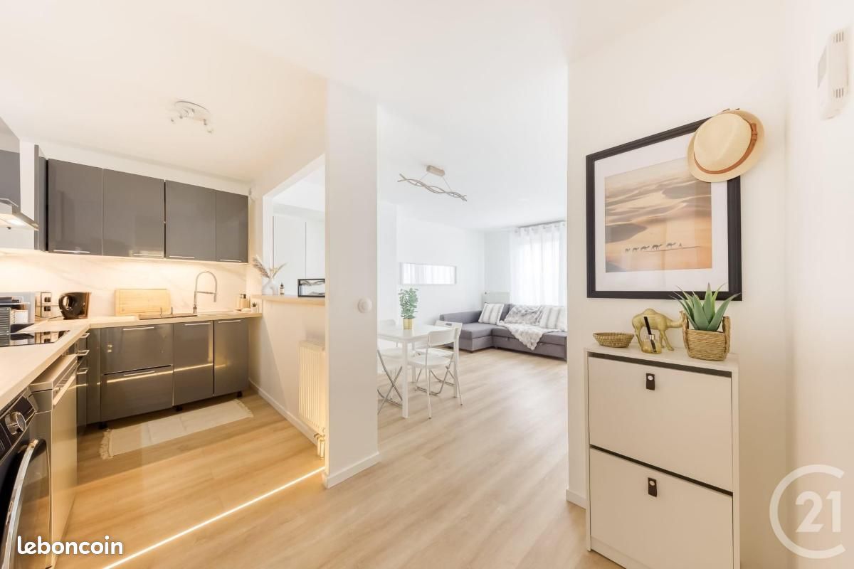 Appartement 3 pièces 53 m² · à Saint-Ouen-l'Aumône · 53 m² · 220 000 €