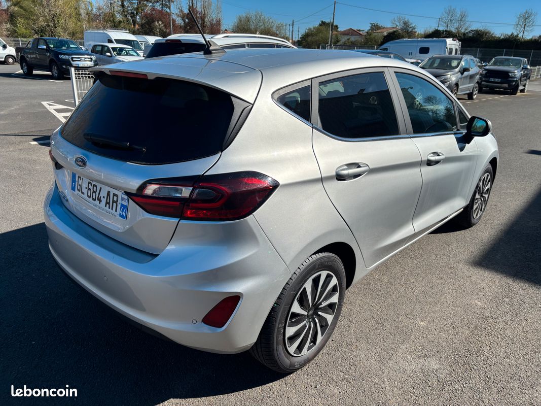 FORD Fiesta 1.0 Flexifuel 95 E85 Titanium Vignale (image 2)